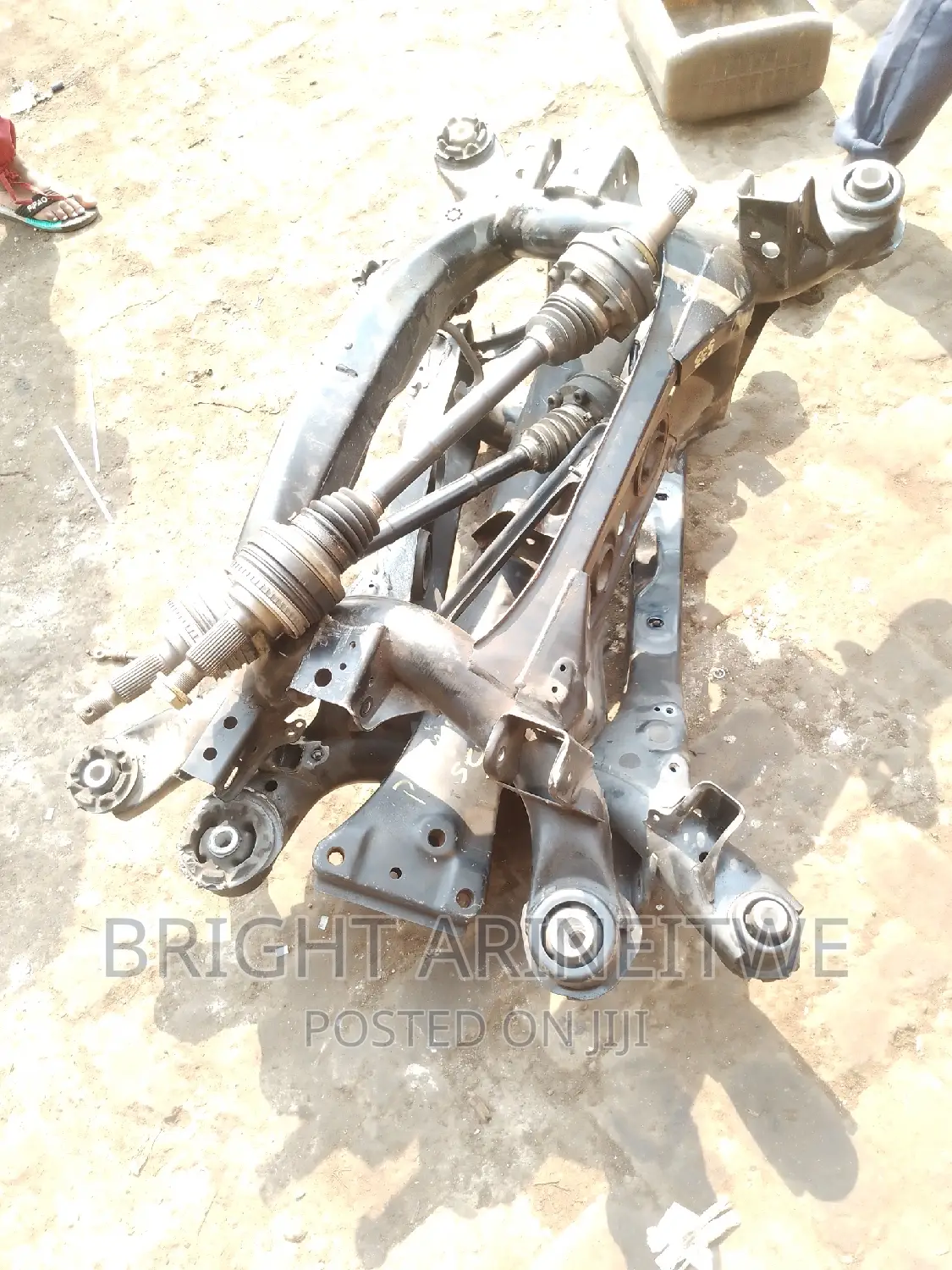 Cross Members and Driving Shafts for SUV Vehicles