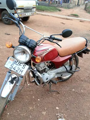 Bajaj Boxer 2023 Red