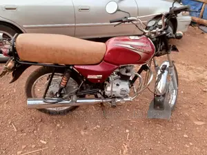 Bajaj Boxer 2023 Red