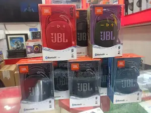 Photo - JBL Clip 4