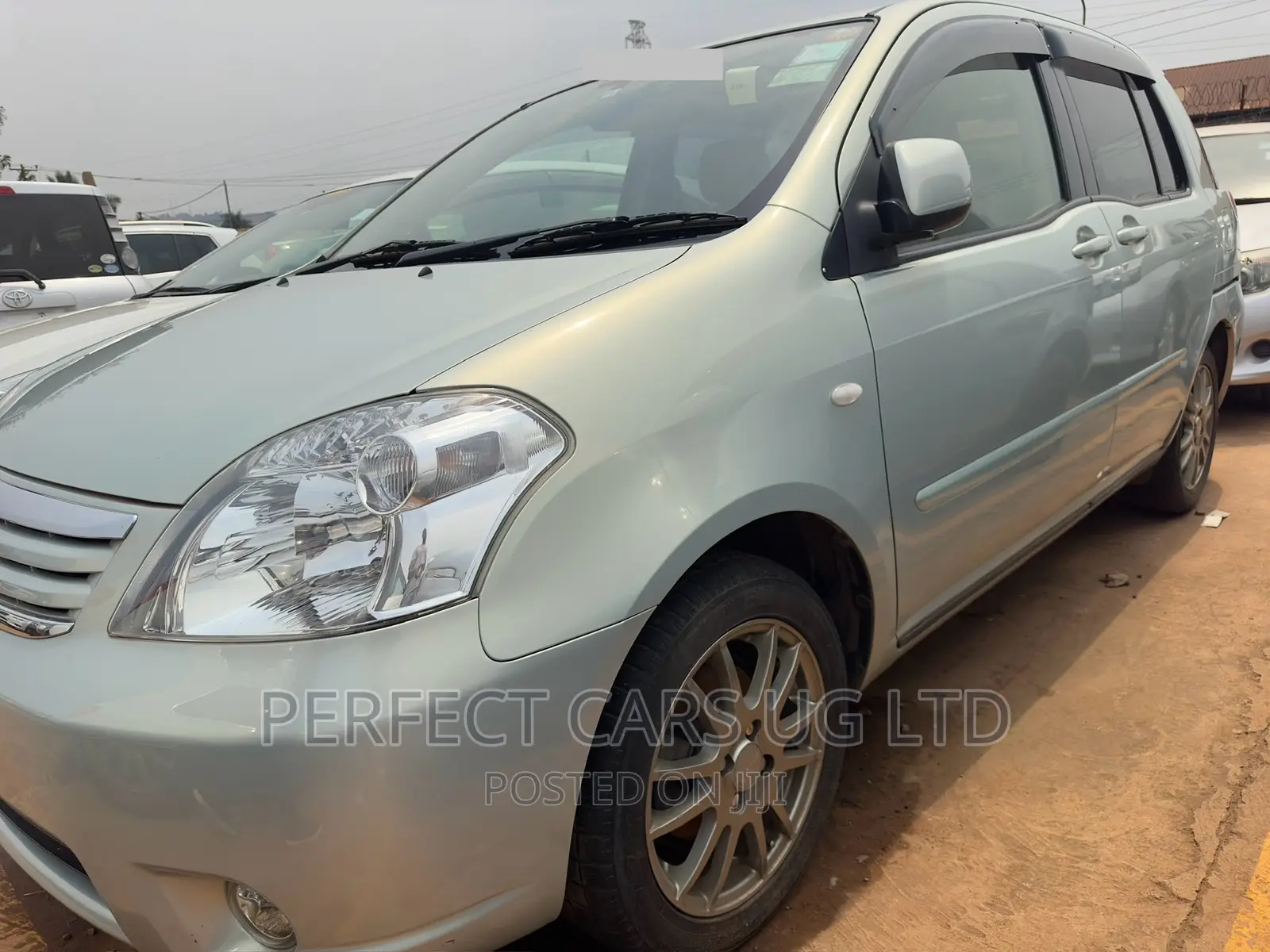 Toyota Raum 1.5 AWD 2010 Beige