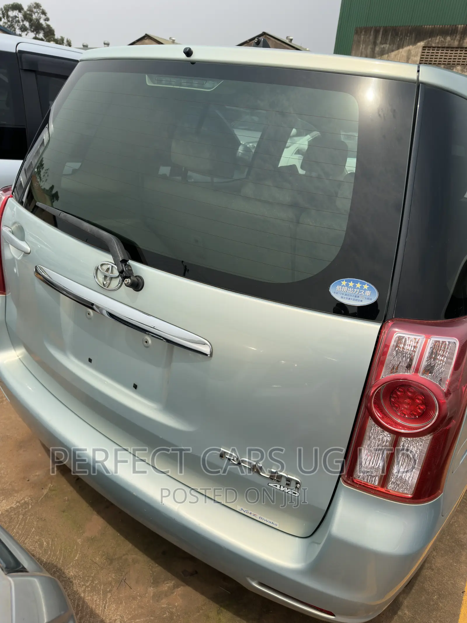 Toyota Raum 1.5 AWD 2010 Beige