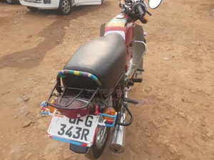 Bajaj Boxer 2023 Red