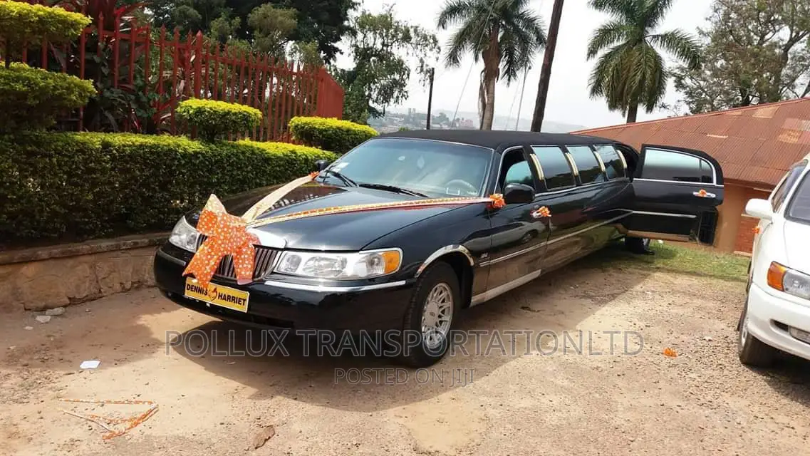 5 V8 Cars for Golden Wedding Package.