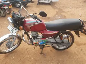 Bajaj Boxer 2019 Red