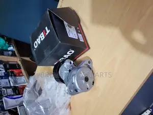 Belt Tensioner Mercedes W211, W163 M112
