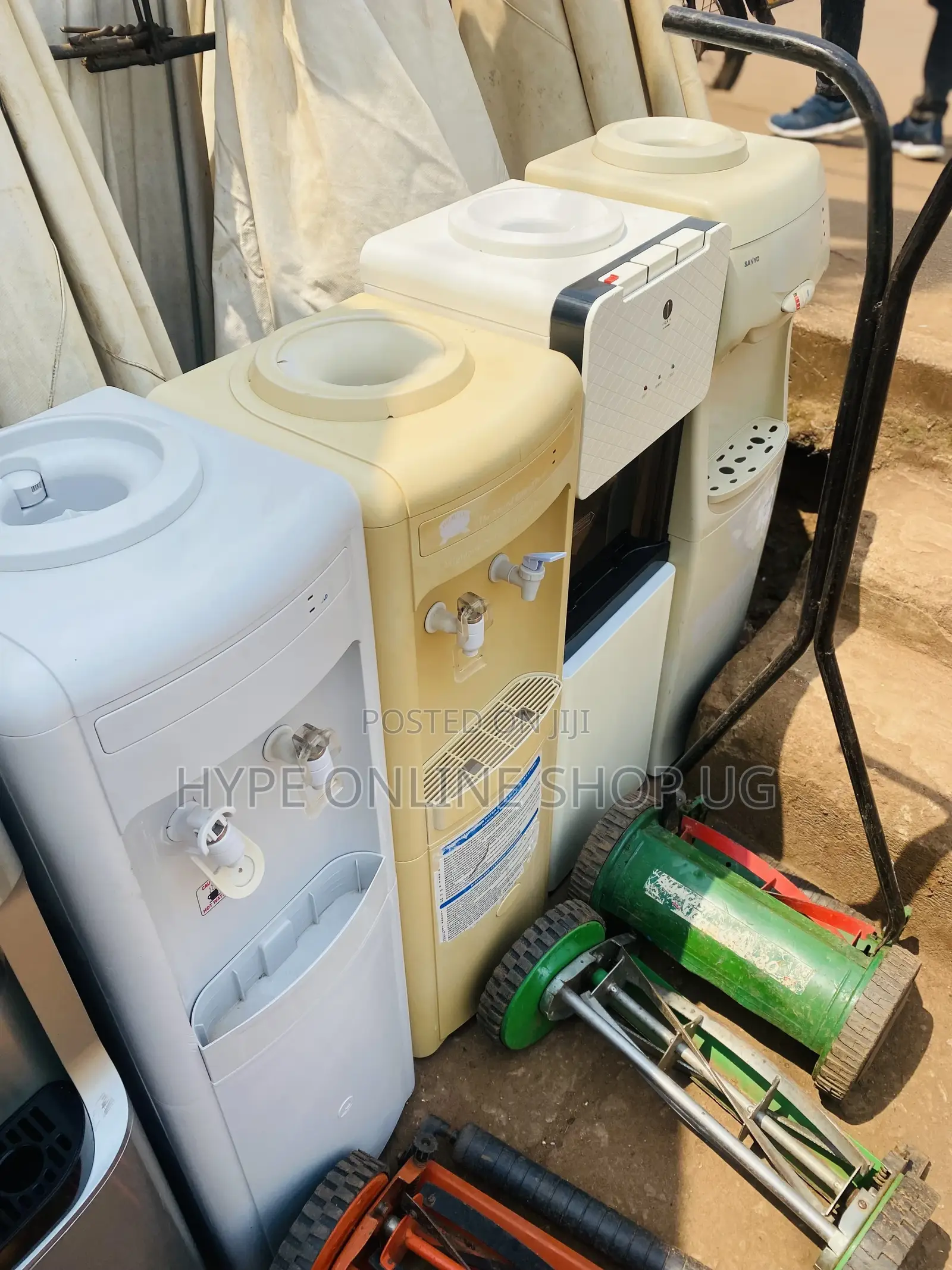 Hot and Cold Water Dispenser