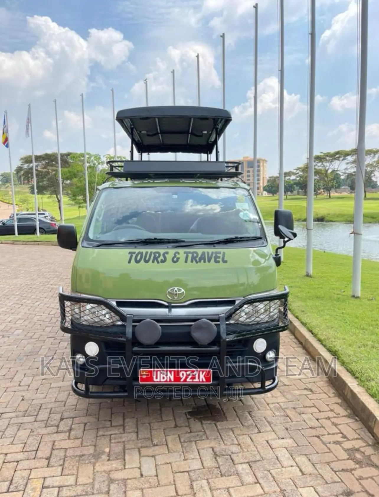 Tourist Vehicles for Hire