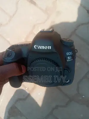 CANON EOS 5D Mark IV Original Camera Body.