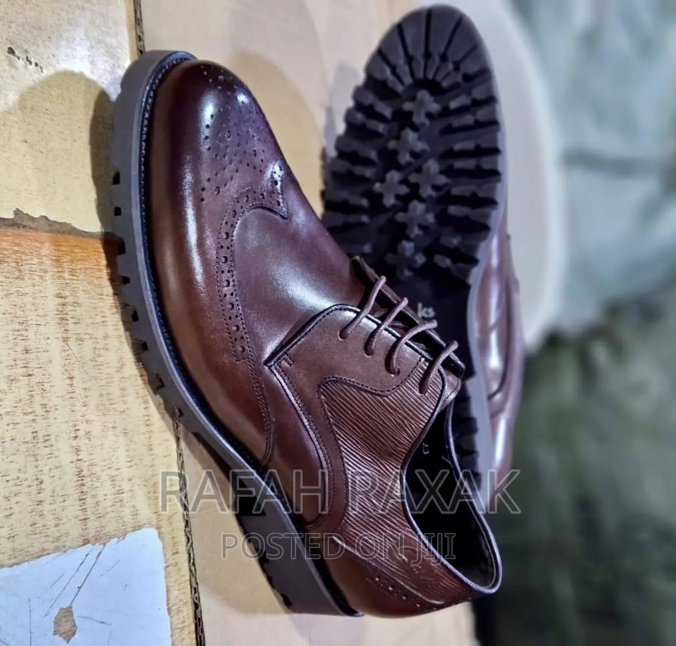 Original Brown Clarks Oxford Leather Shoes
