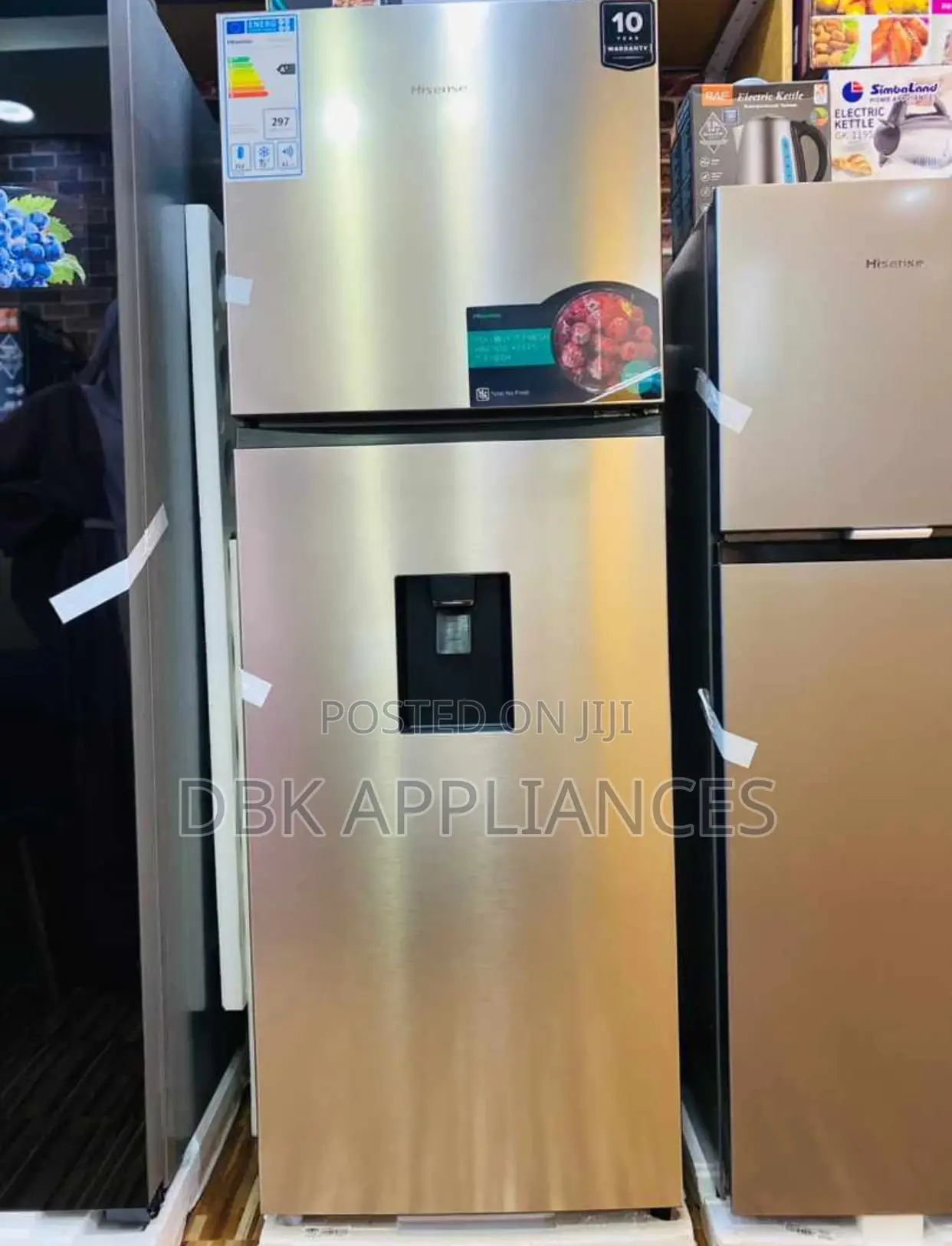 Hisense 419l Frost Free Double Fridge With Dispenser