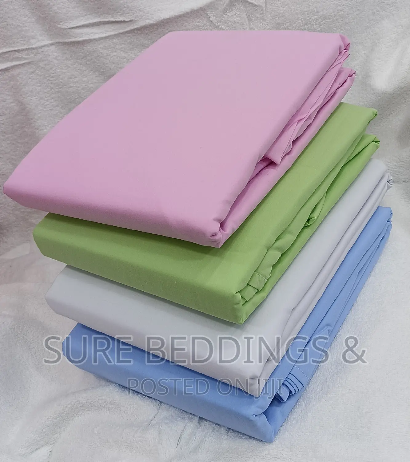 Plain Medium Cotton Bedsheets
