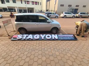 3d and 2d Signage