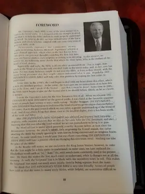 The Expositor's Study Bible - Jimmy Swaggart