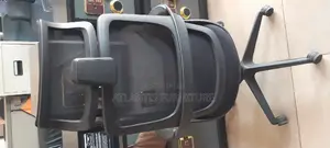 Dao Executive Office Chair With Headrest