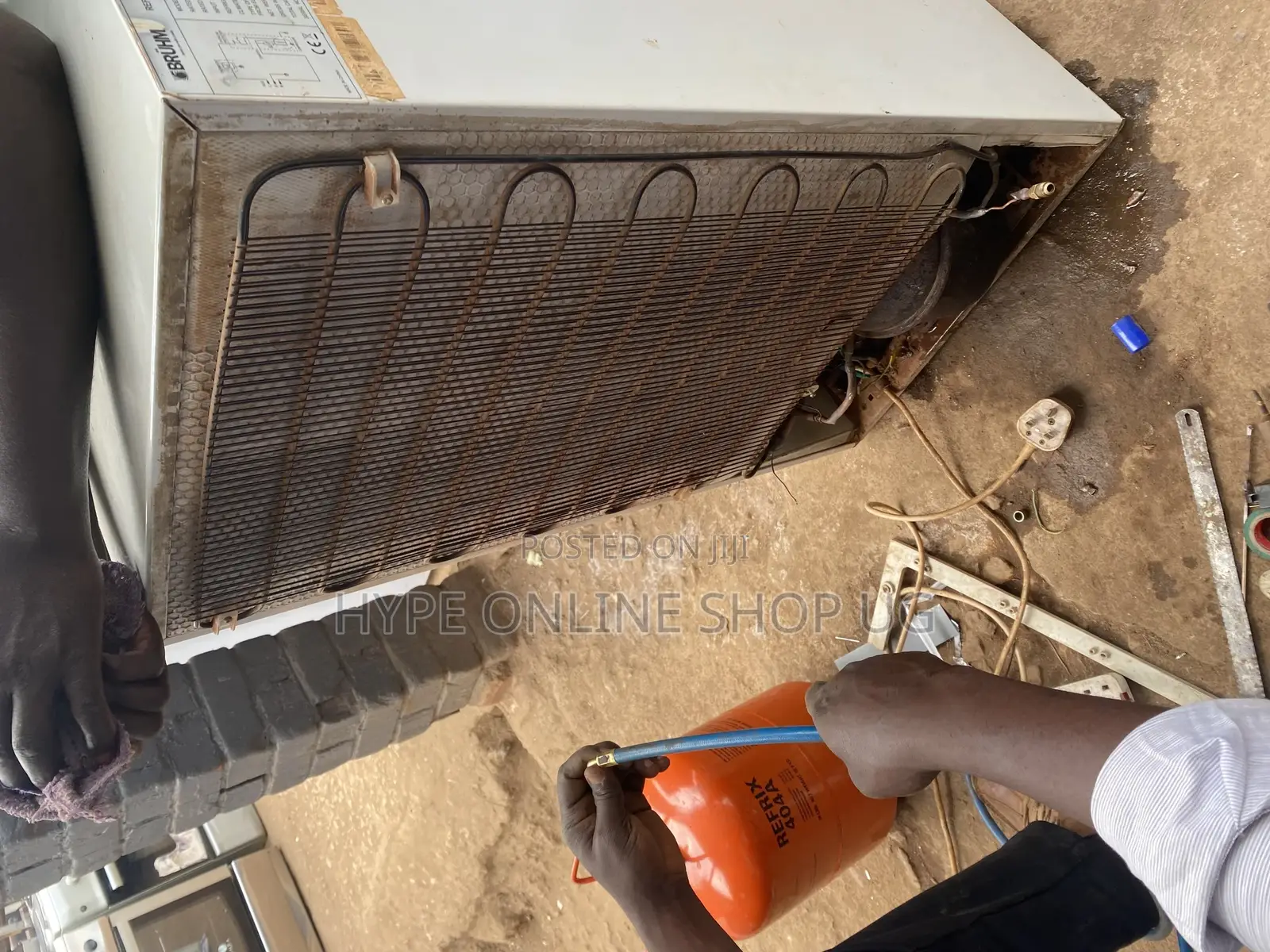 We Repair All Kinds of Fridges and Gas Refilling
