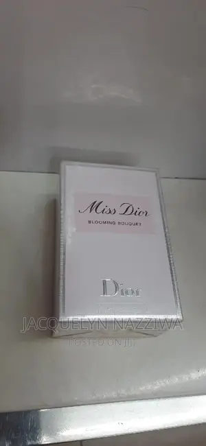 Photo - Miss Dior Blooming Bouquet Eau De Parfum