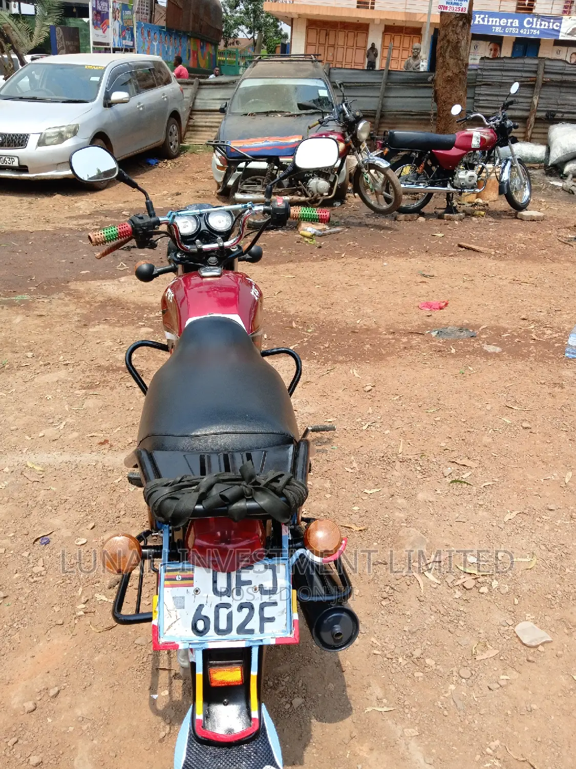 TVS HLX 125 2022 Red