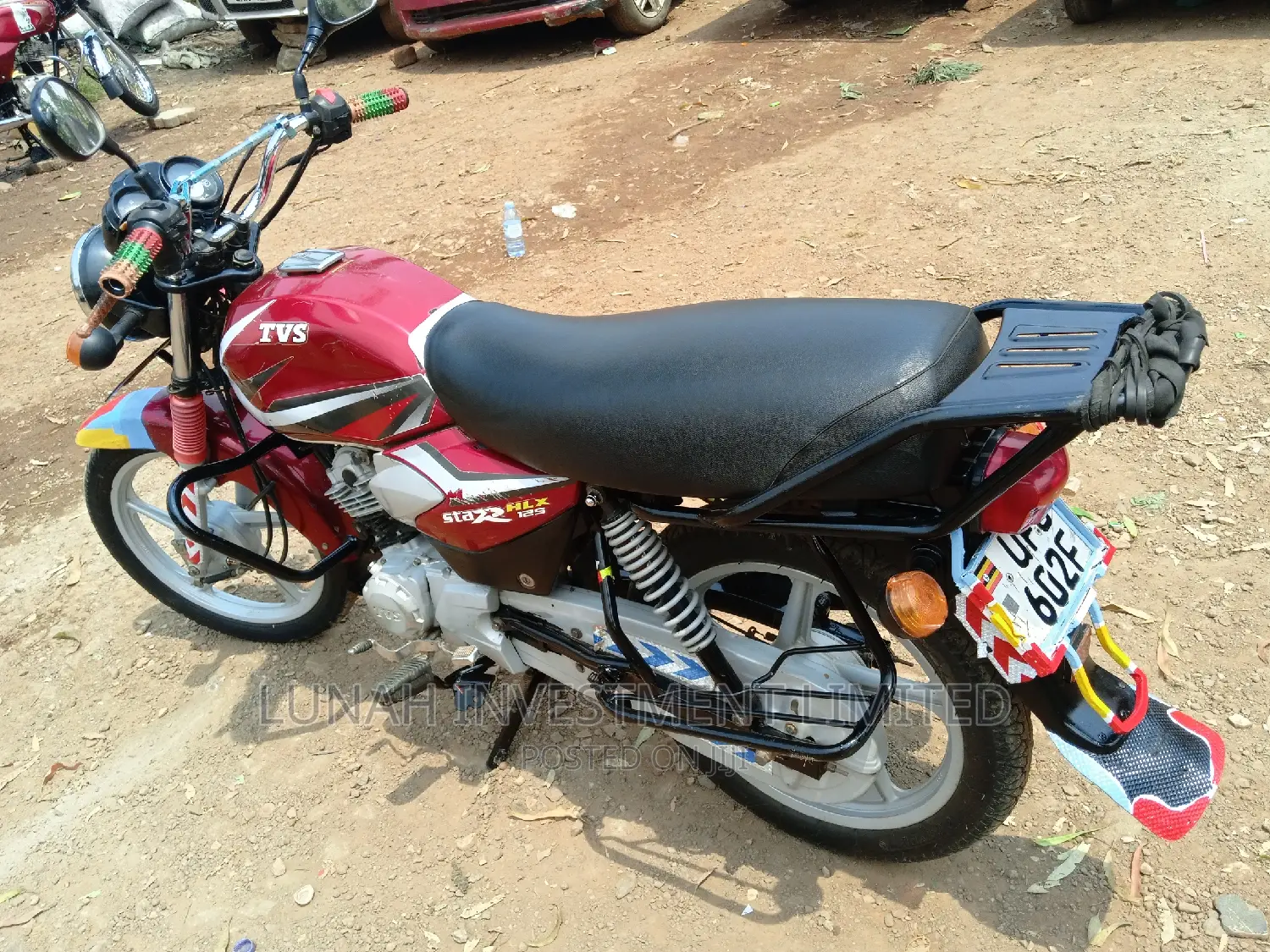 TVS HLX 125 2022 Red