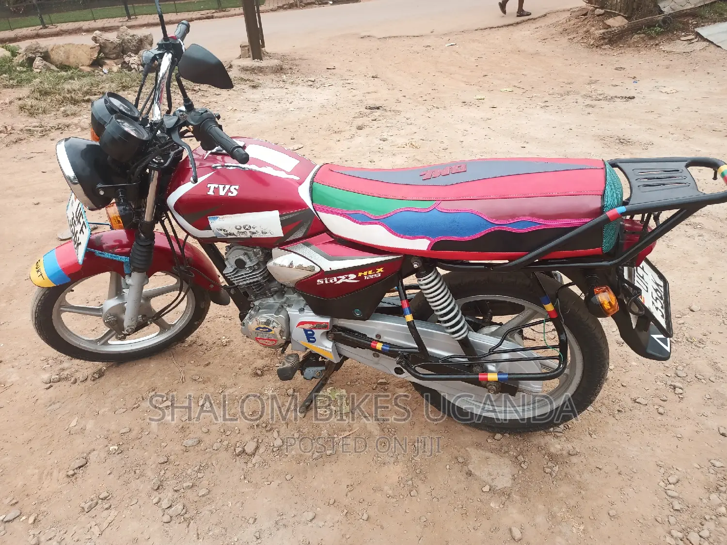 TVS HLX 125 2022 Red