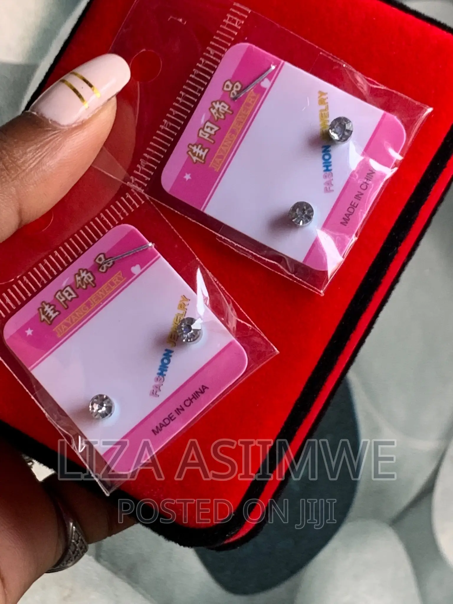 Magnetic Earpins
