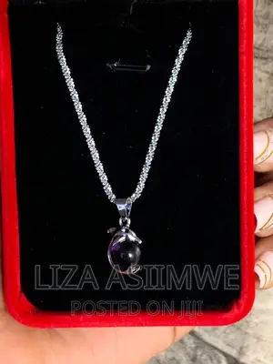 Lady’S Necklaces