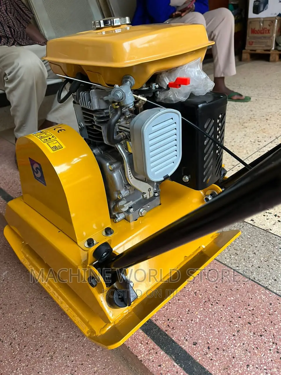 Plate Compactor Petrol( Strong Man Brand)