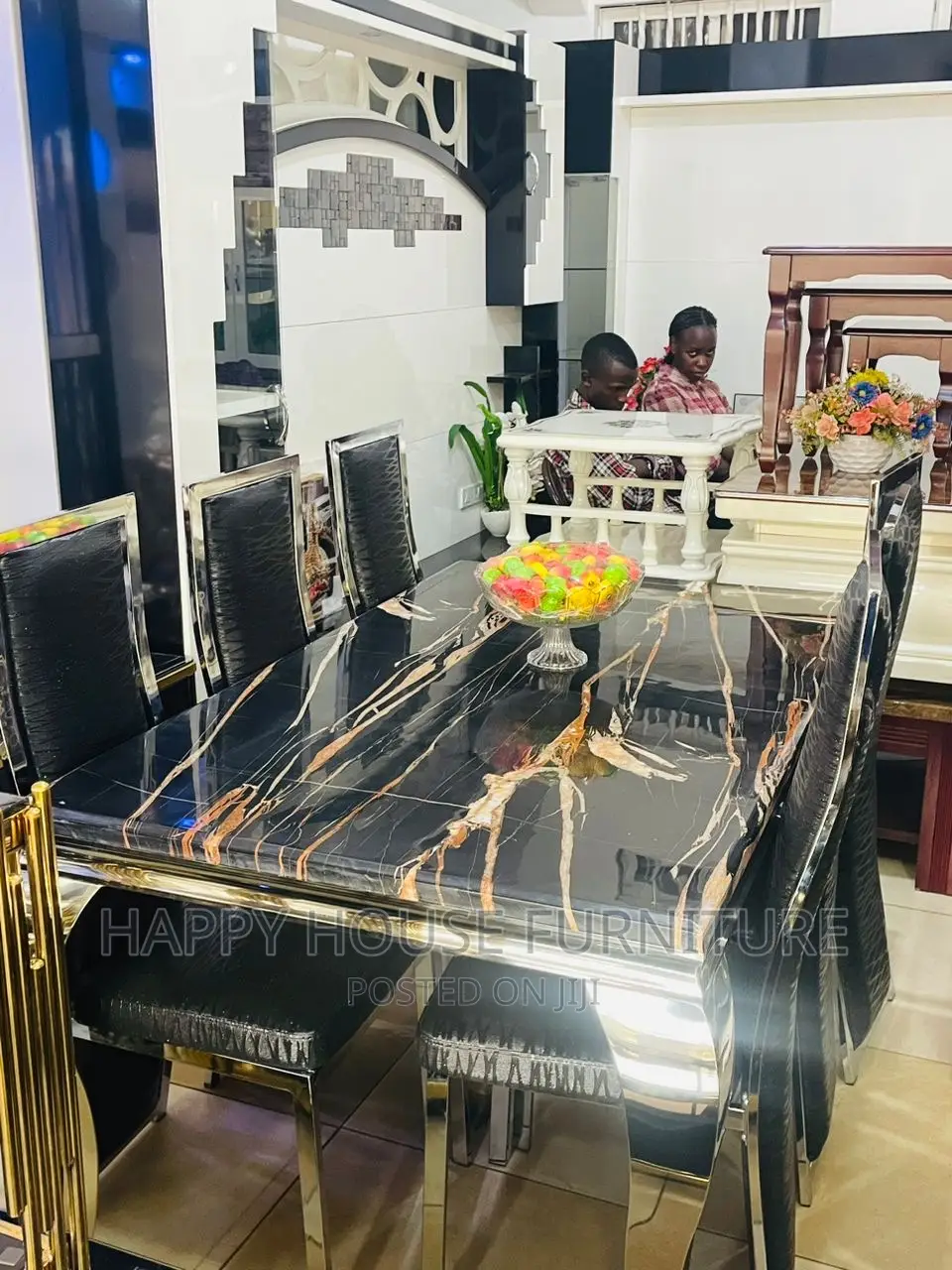 Dinning Table (6 Seater)