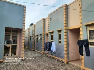 13bdrm Apartment in Nansana Along for sale