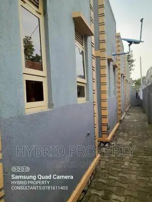 13bdrm Apartment in Nansana Along for sale
