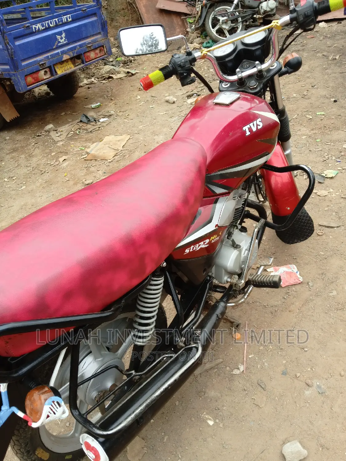 TVS HLX 125 2023 Red