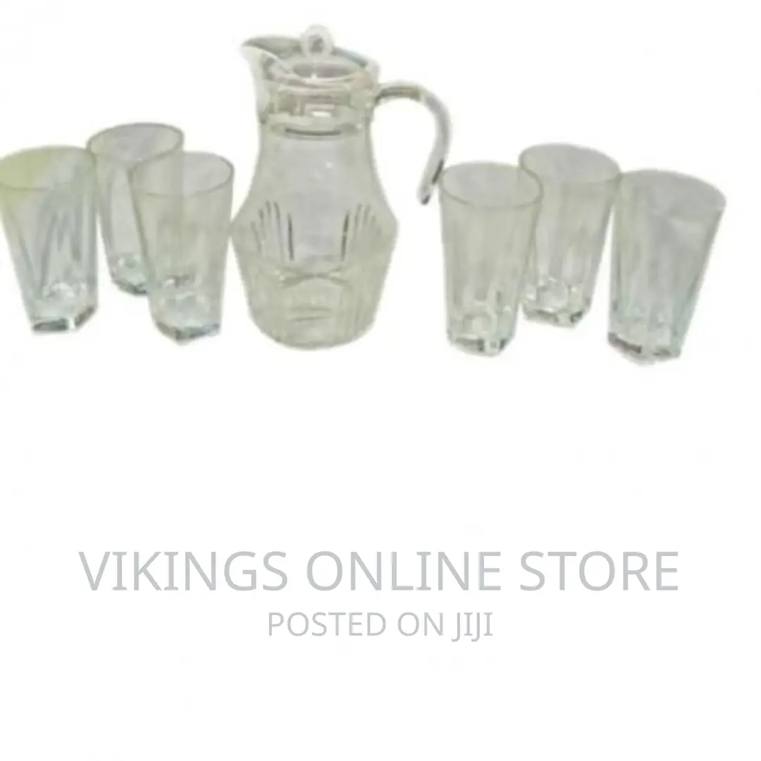 New Set of 1 Jar and 6 Drinking Glasses-Clear