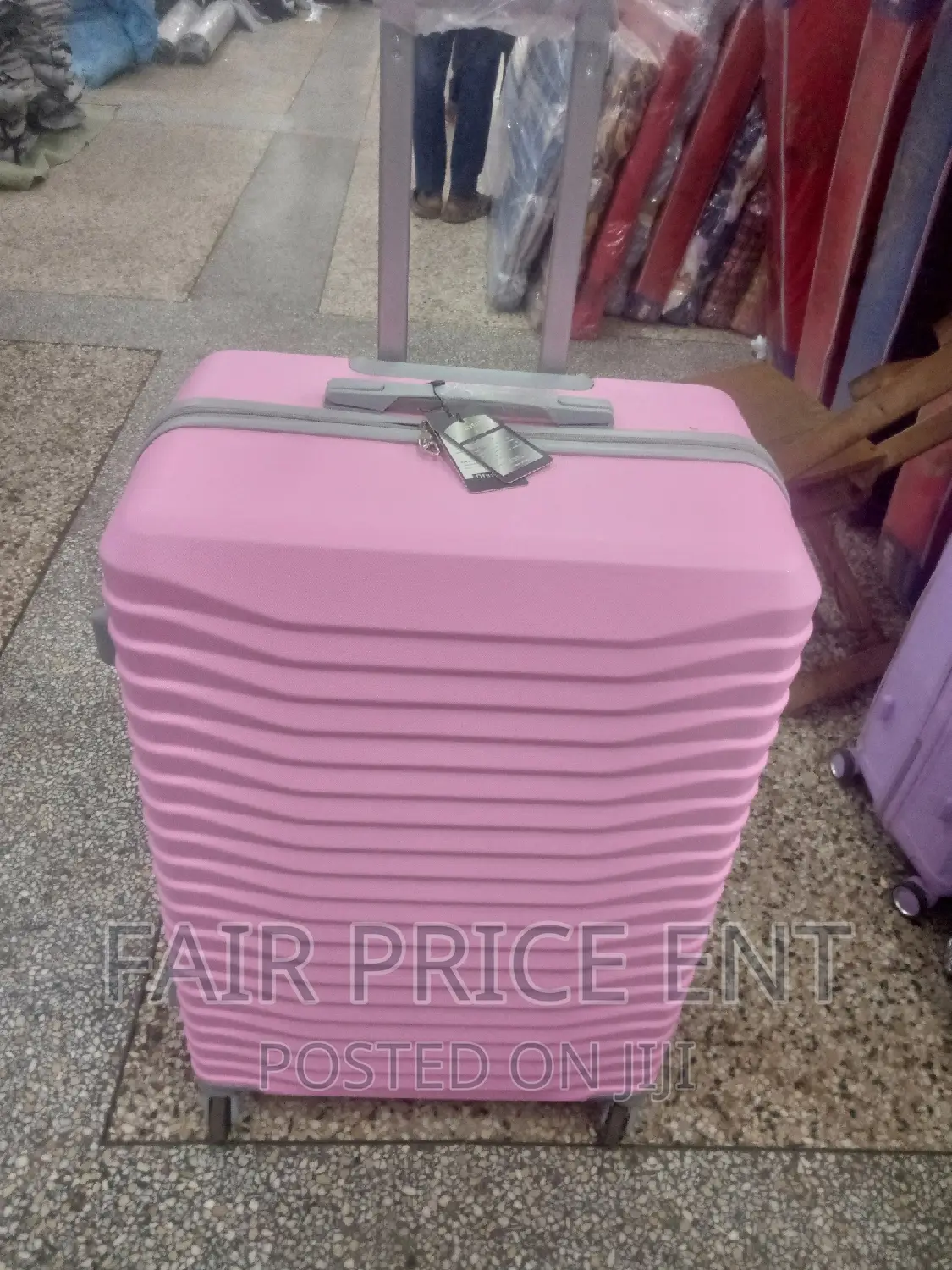 Original Plastic Suitcases. Large.( Pink)