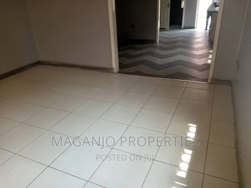 4bdrm Bungalow in Kyalliwajjala, Kira for rent