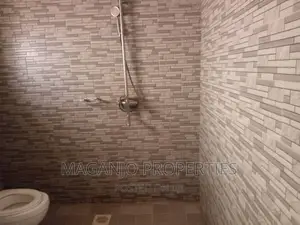4bdrm Bungalow in Kyalliwajjala, Kira for rent