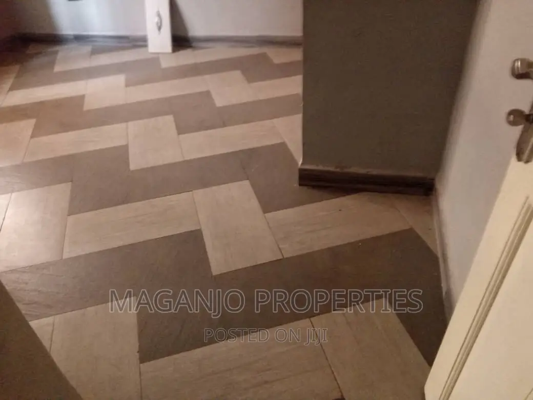 4bdrm Bungalow in Kyalliwajjala, Kira for rent
