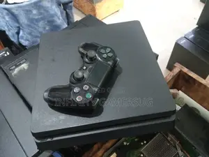 Playstation 4 Slim Chipped
