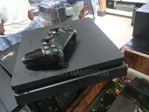 Playstation 4 Slim Chipped