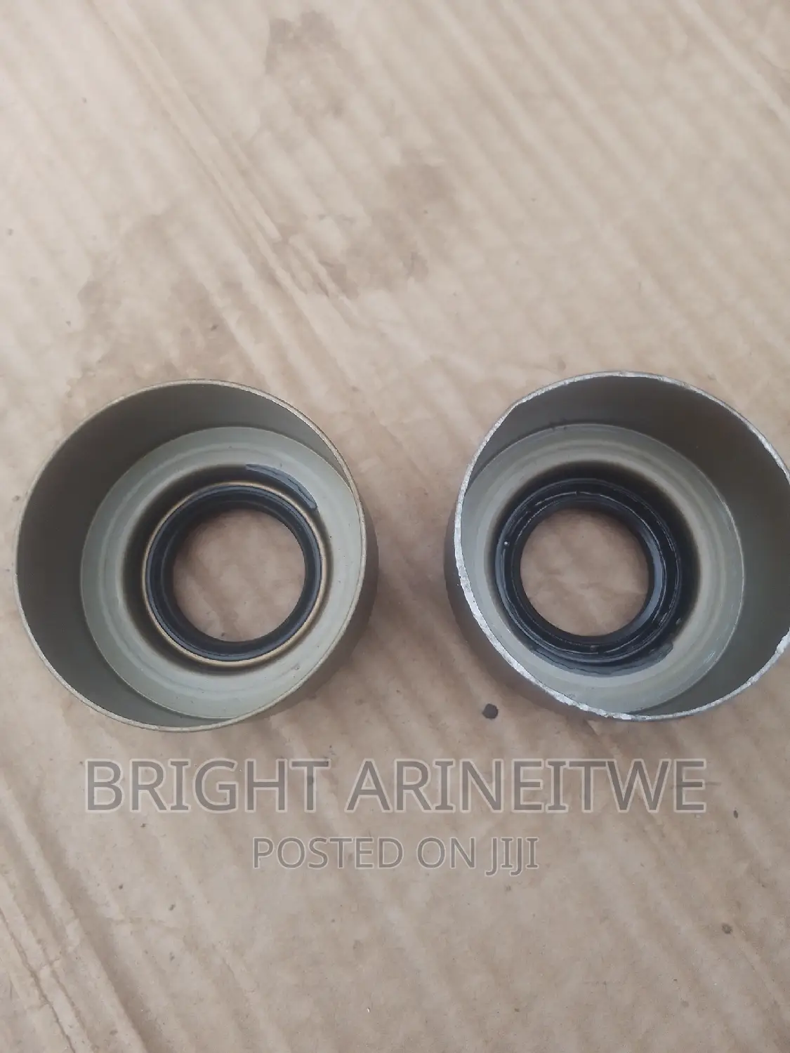 Oil and Gearbox Seals for All Saloon Cars and SUV Cars
