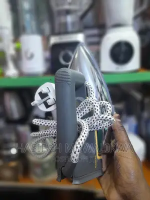 Saachi Dry Flat Iron