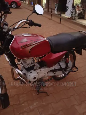 Bajaj Boxer 2022 Red