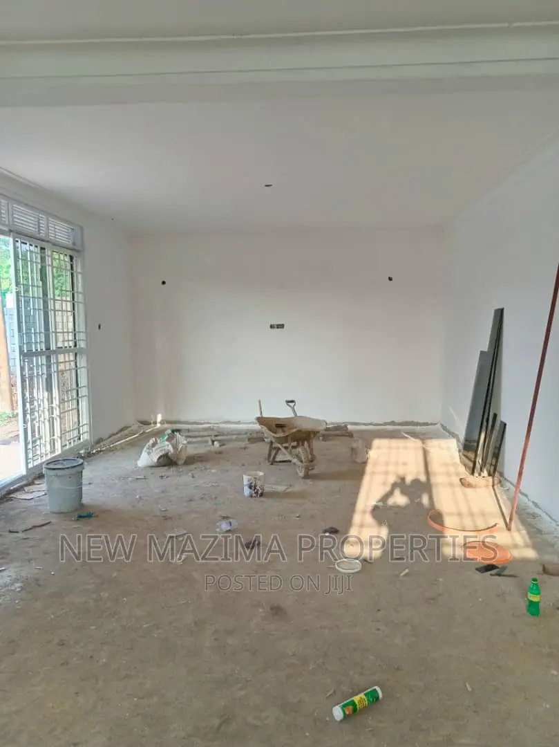 Mini Flat in Kitende Ntebe Rd, Division A for sale