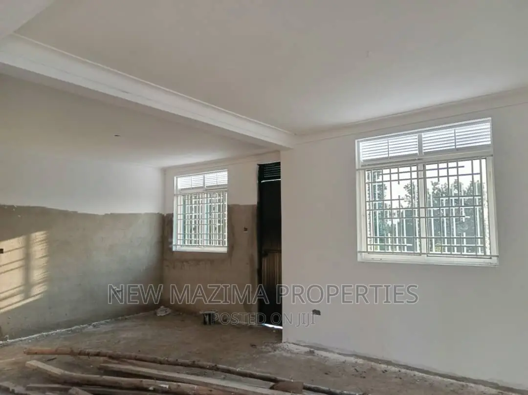 Mini Flat in Kitende Ntebe Rd, Division A for sale