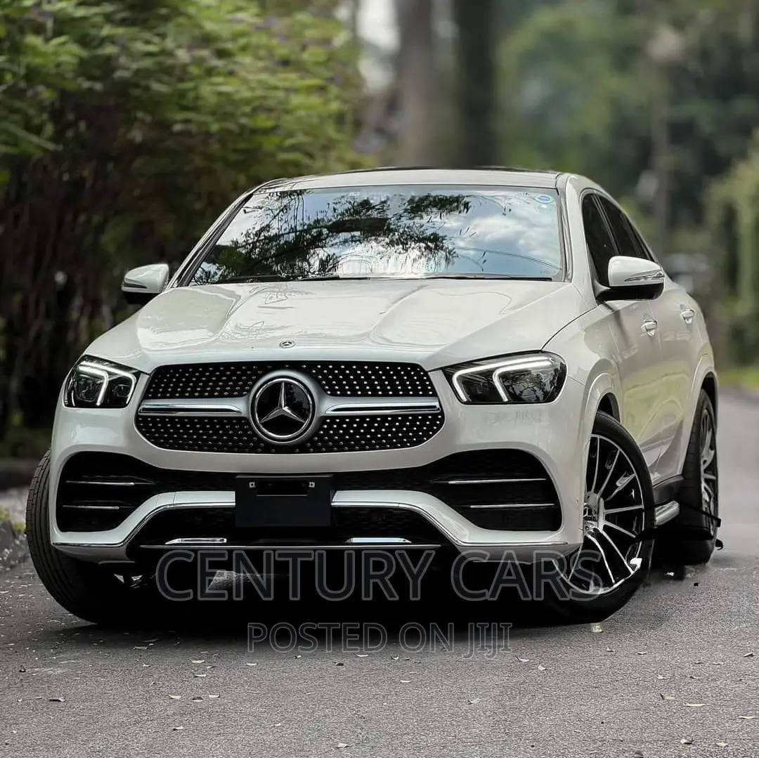 MercedesBenz GLEClass GLE 400d 4MATIC 2020 White in Central Division