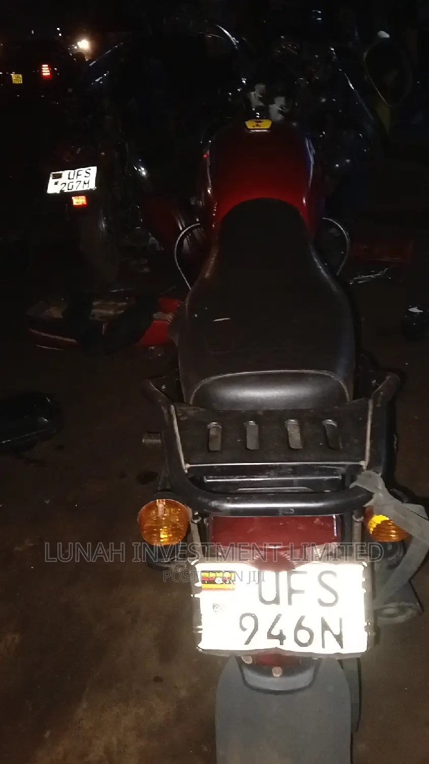 Bajaj CT 110X 2023 Red