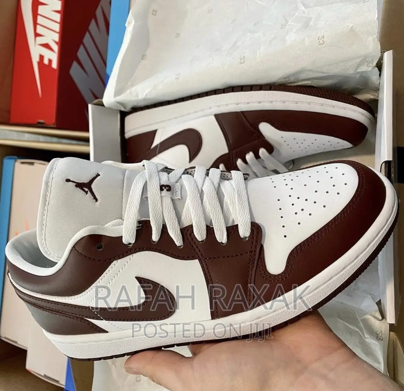 Original Unisex Nike Air Jordan 1 Low Bronze Eclipse Sneaker