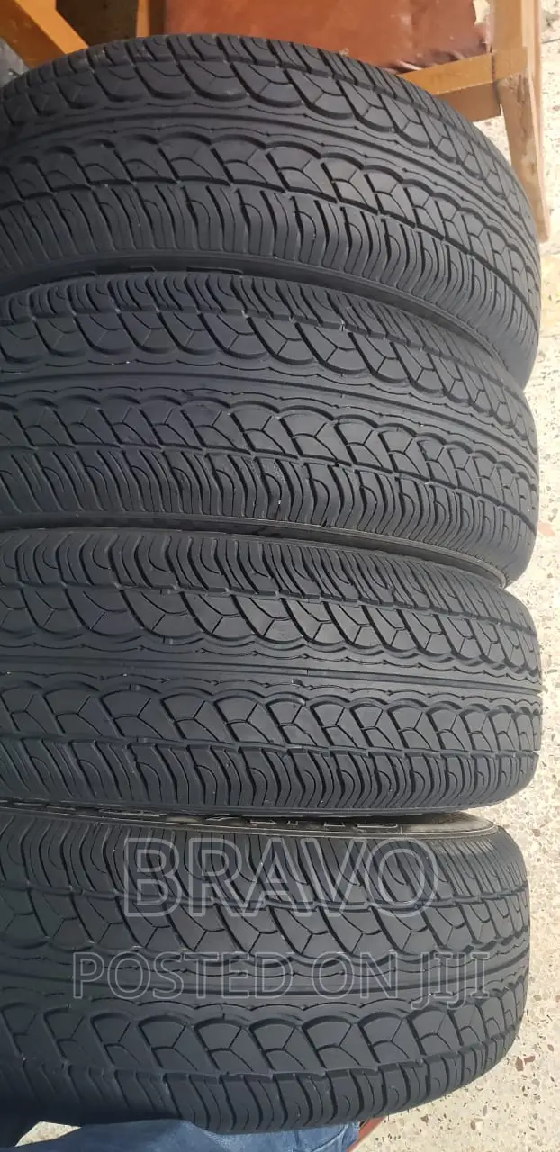 225/65r17 Joyro Good Condition