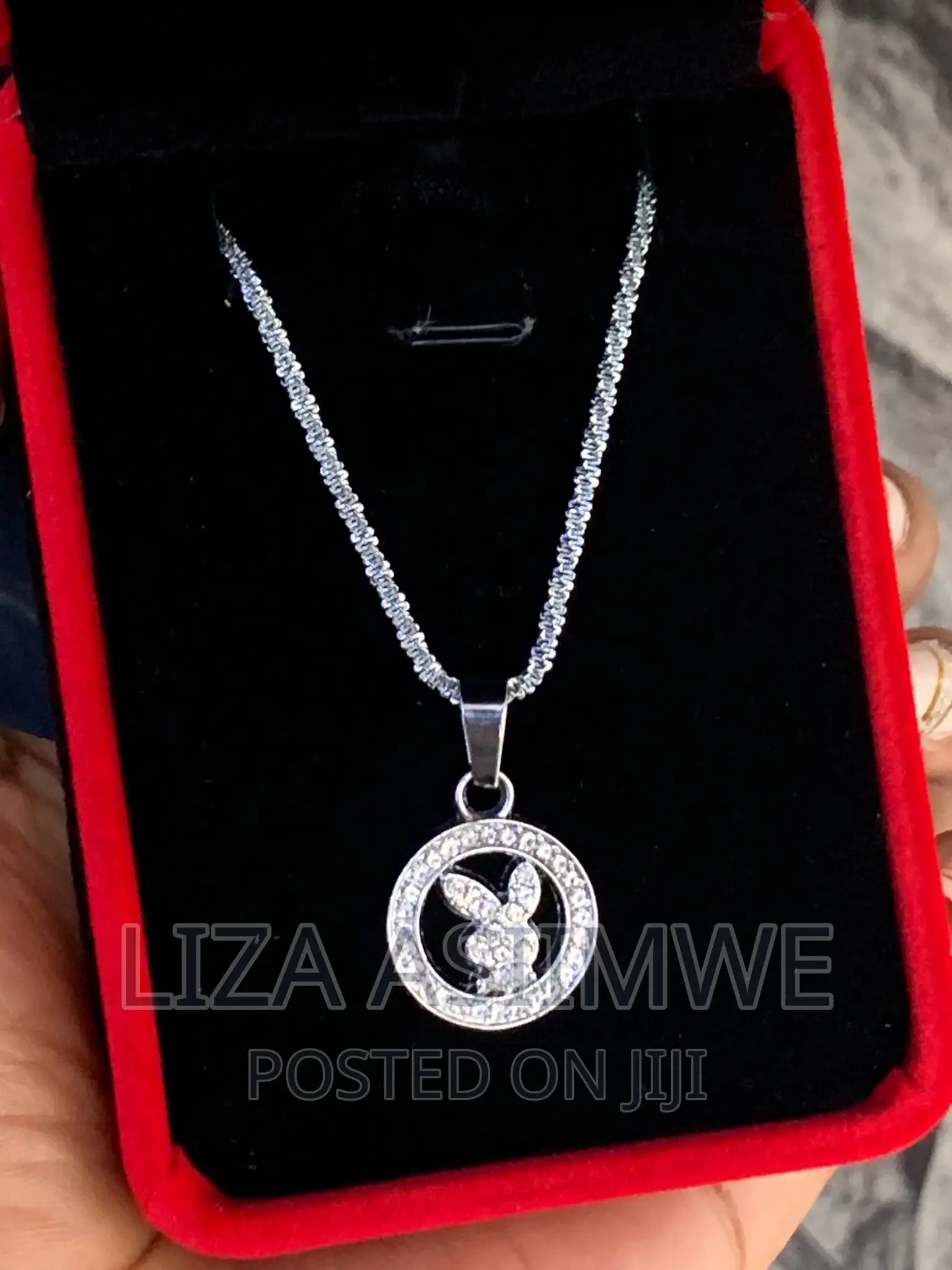 Simple Necklaces