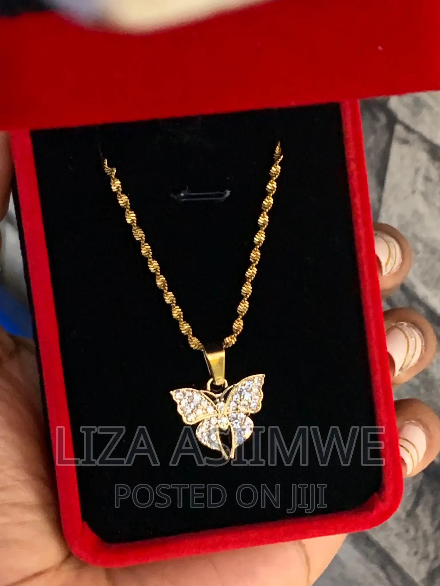 Lady’S Simple Butterfly Necklaces
