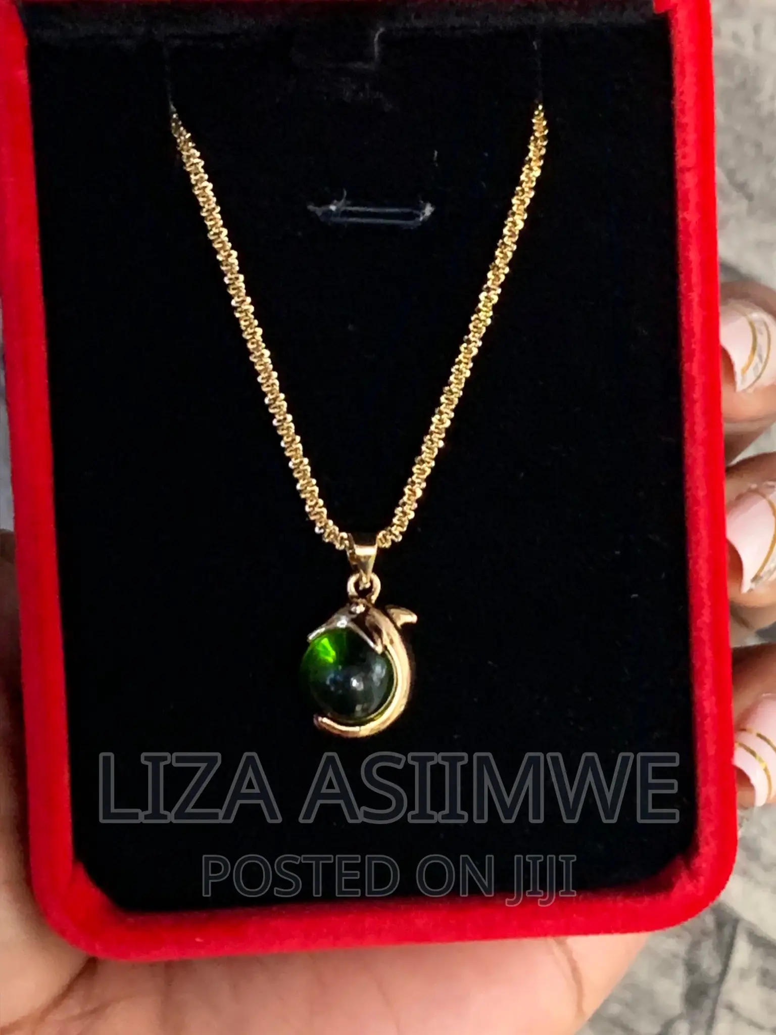 Lady’S Simple Necklaces